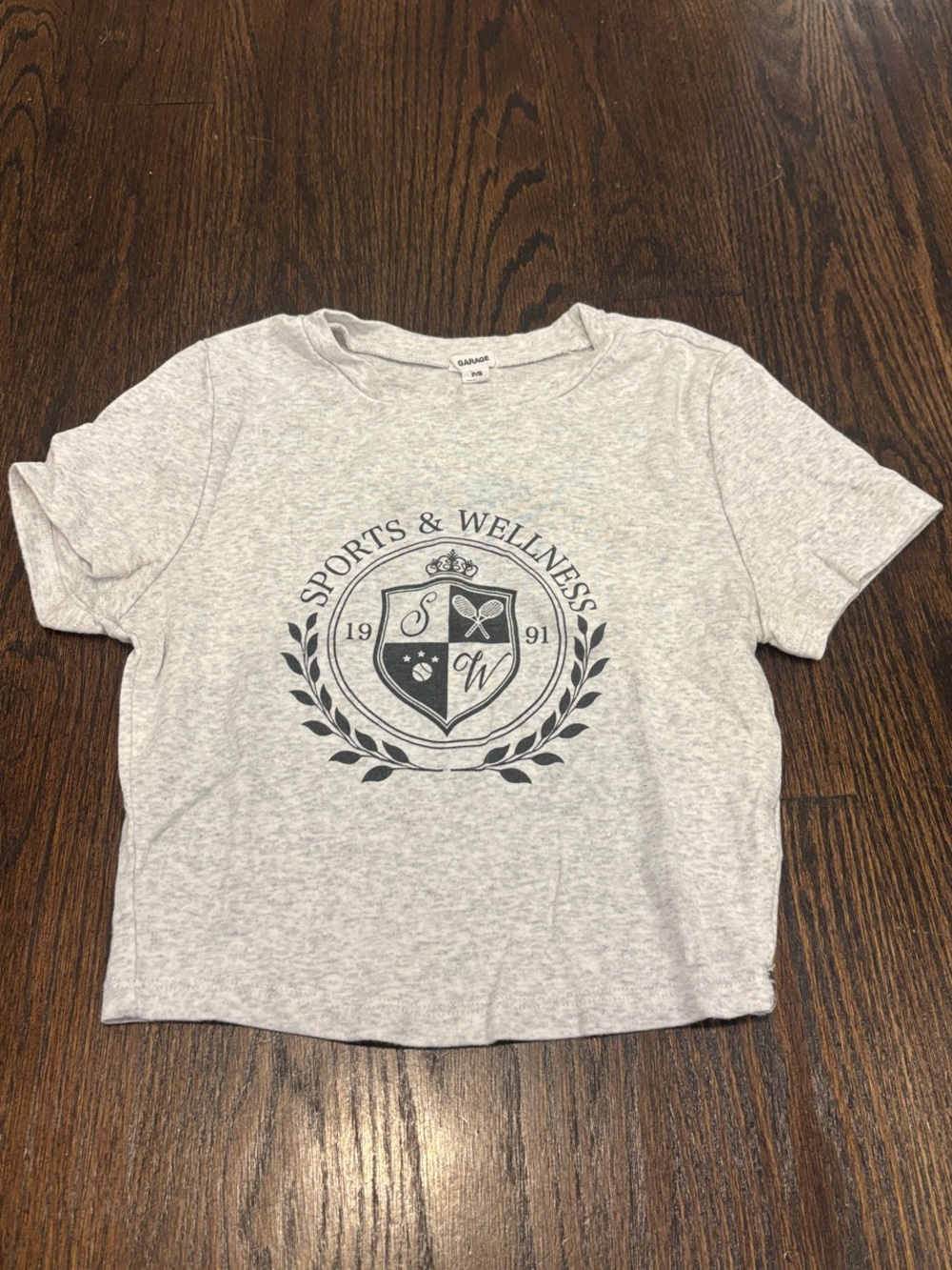 Garage Women’s Light Gray Cropped Tee Size Small